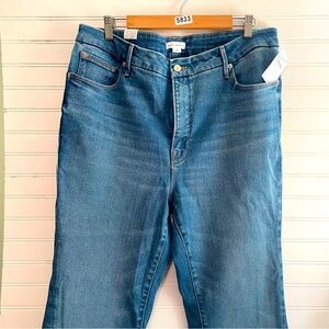 Calling all tall girls!!  Good American NWT Good Legs Flare in Indigo029 size 16